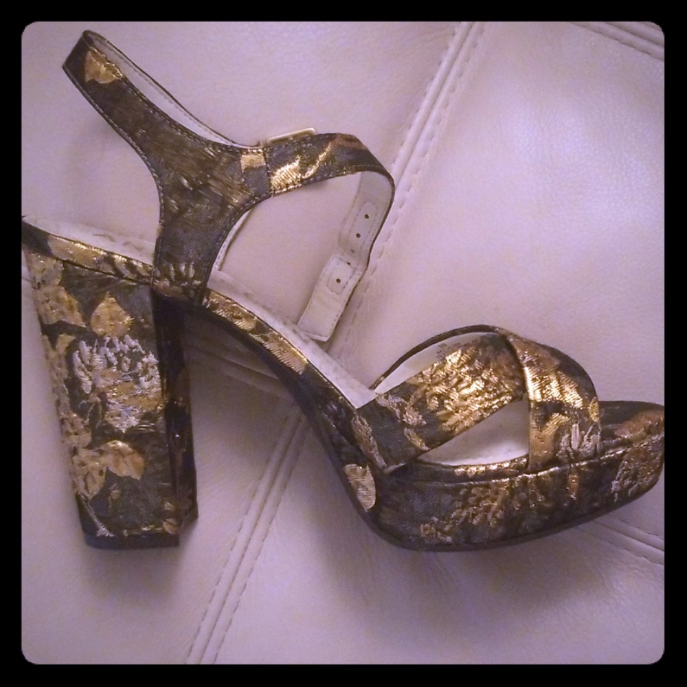 NWOT Anne Klein